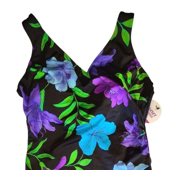 Croft & Barrow Black Purple Tropical One Piece Slimming Swimsuit Size 10 NWT - Picture 2 of 10